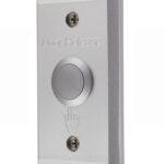 Bot?n liberador con estructura de aluminio funci?n normalmente abierto y cerrado / Compatible con caja de instalaci?n clave 76017