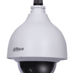 Camara IP PTZ Antivandalica de 2 MP Enfoque Predictivo Soporta PoE Plus IP66 IK10 Dahua